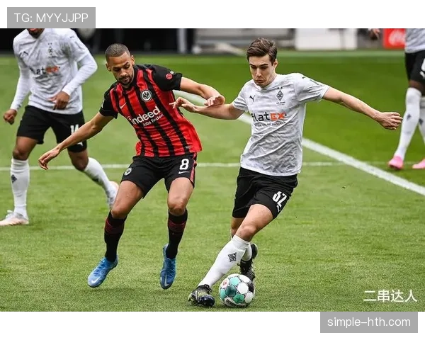 法兰克福新赛季展现年轻阵容潜力,前景备受看好 法兰克福新赛季展现年轻阵容潜力,前景备受看好